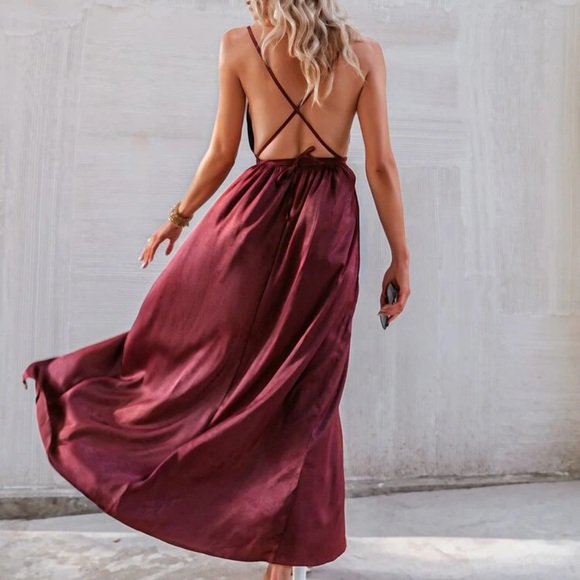 Satin v neck cami strap criss cross backless maxi dress thigh slit dark green - Picture 13 of 16